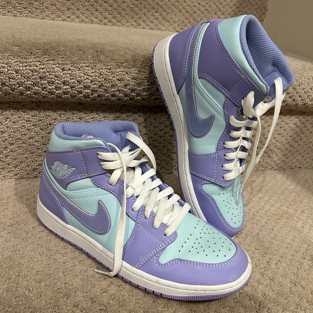 Jordan Purple and Green Sneakers Classic Style